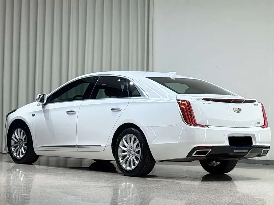 Cadillac XTS