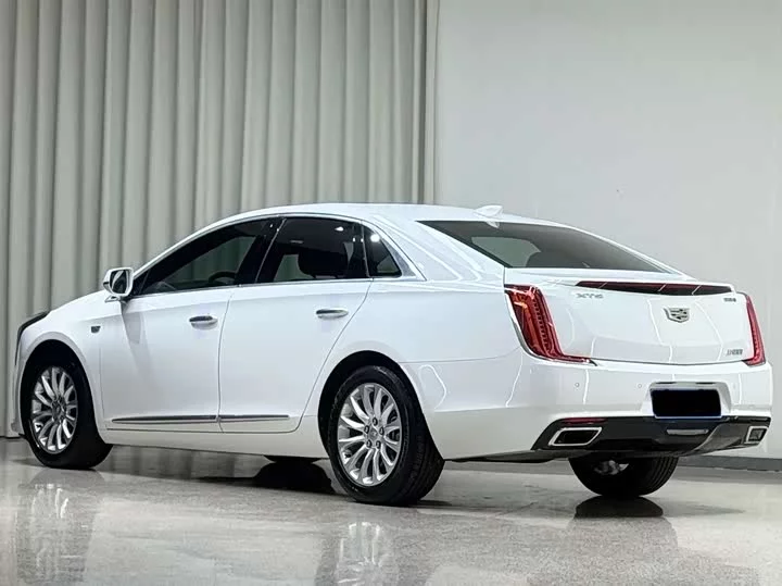 Cadillac XTS