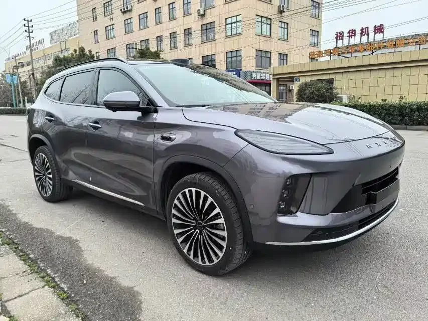 Exeed ET5
