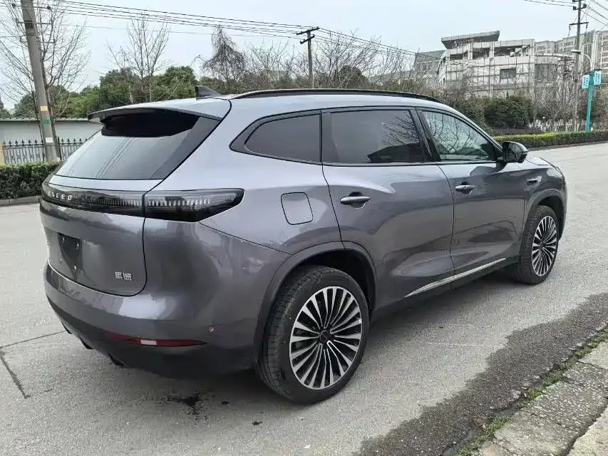 Exeed ET5