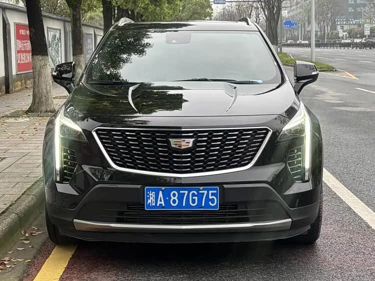 Cadillac XT4