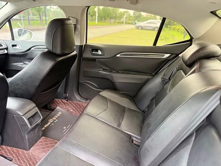 Citroën C4L