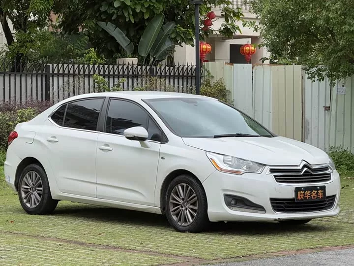 Citroën C4L