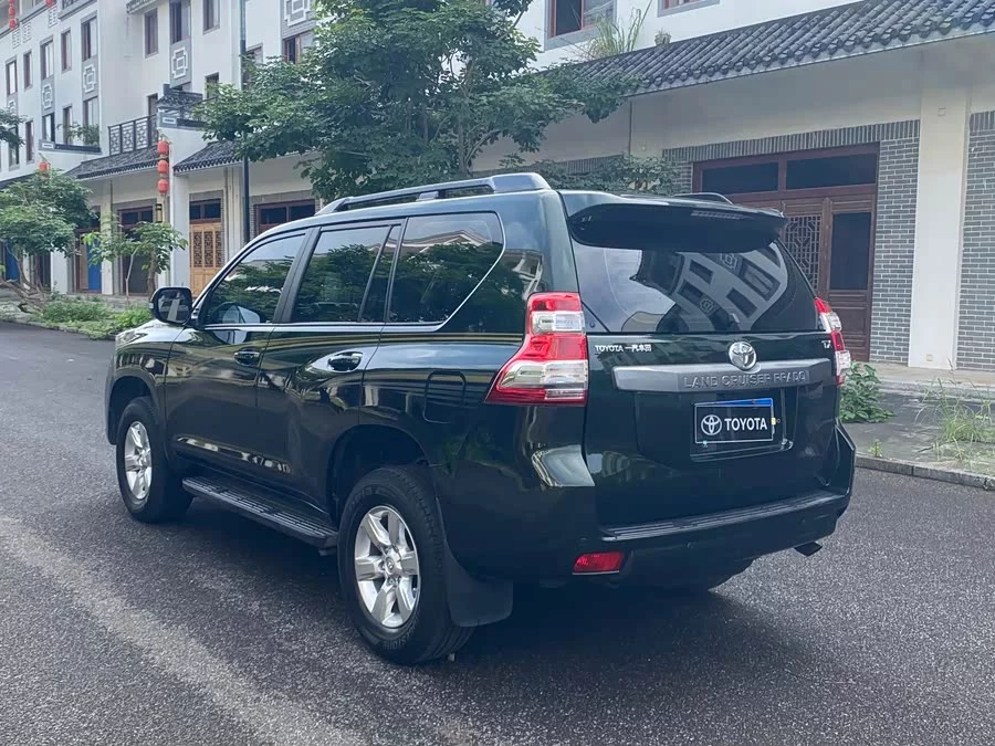 Toyota Prado