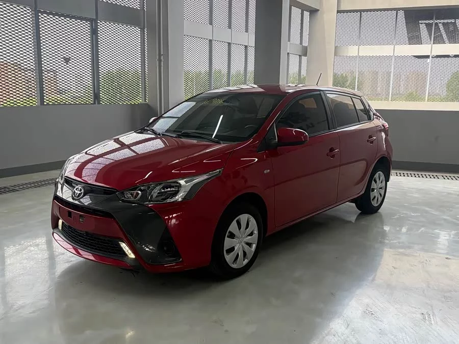 Toyota YARiS L