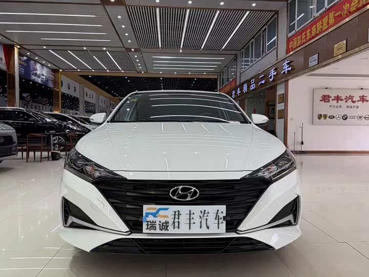 Hyundai Accept