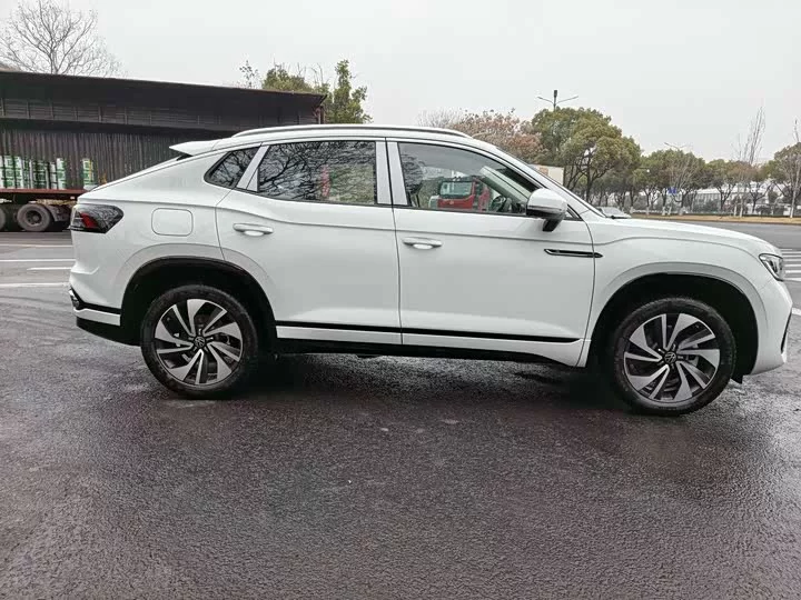 Volkswagen Tayron X