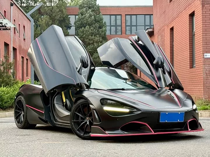 McLaren 720S