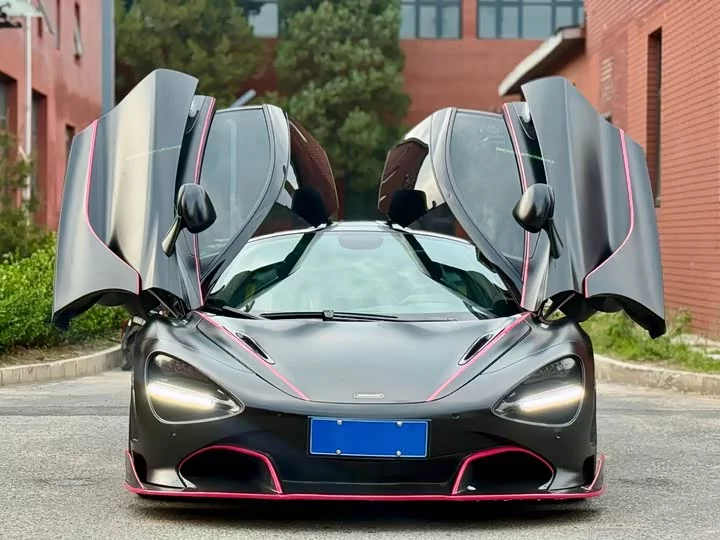 McLaren 720S