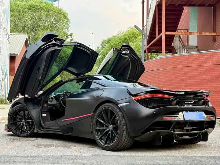 McLaren 720S
