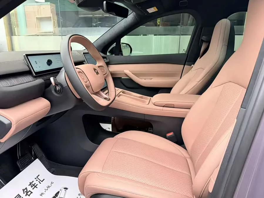 NIO EC6