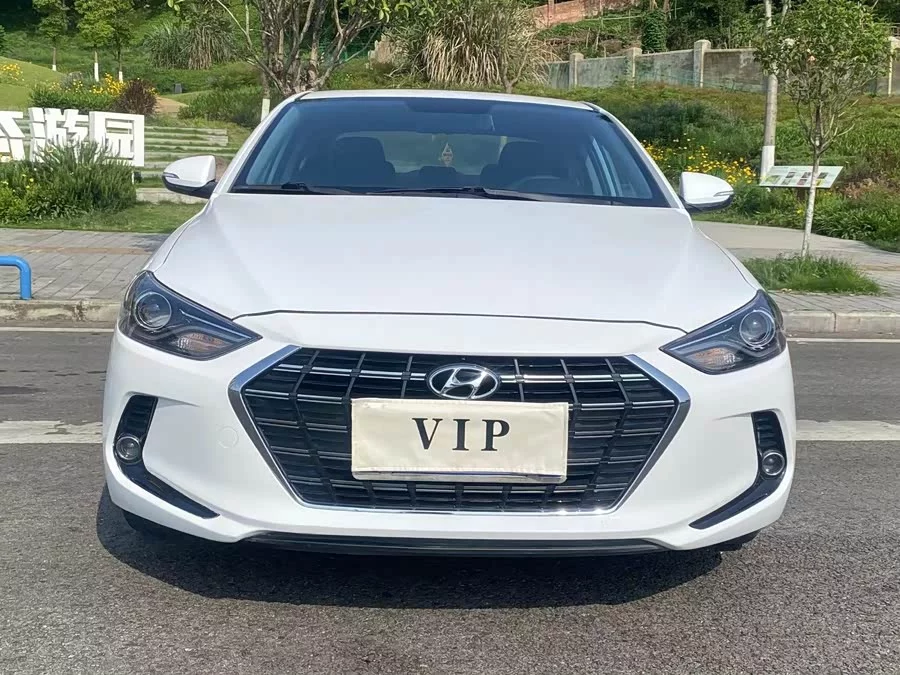 Hyundai elantra