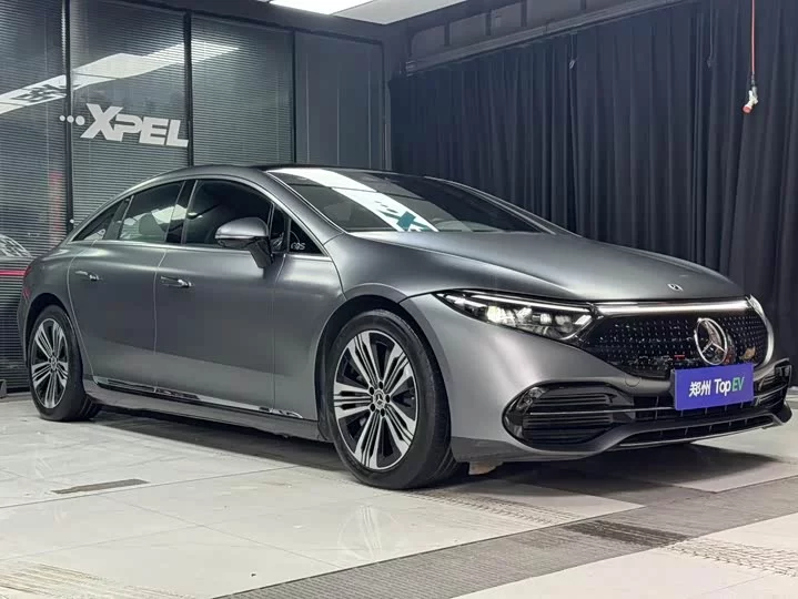 Mercedes-Benz EQS