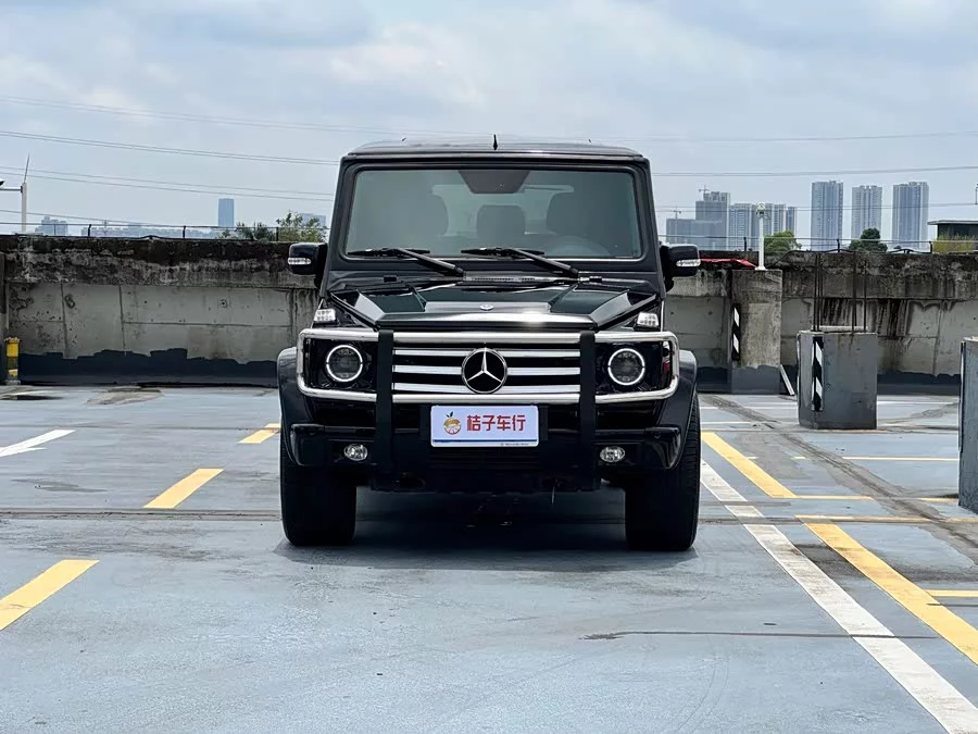 Mercedes Benz G-rated