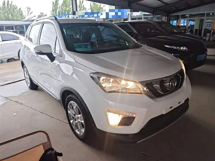 Changan CS15