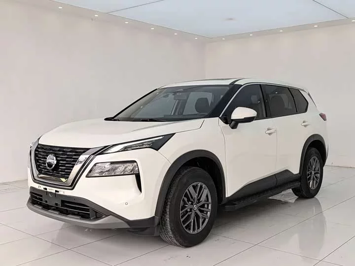 Nissan Qijun