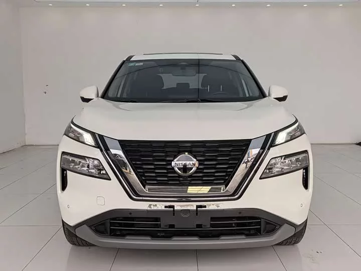 Nissan Qijun