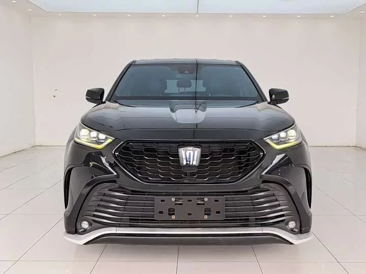 Toyota Crown Kluger