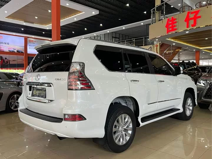 Lexus GX