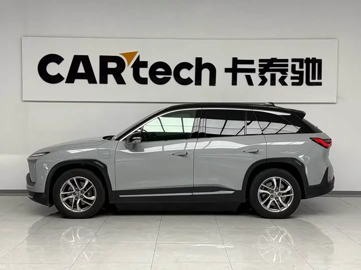 NIO ES6