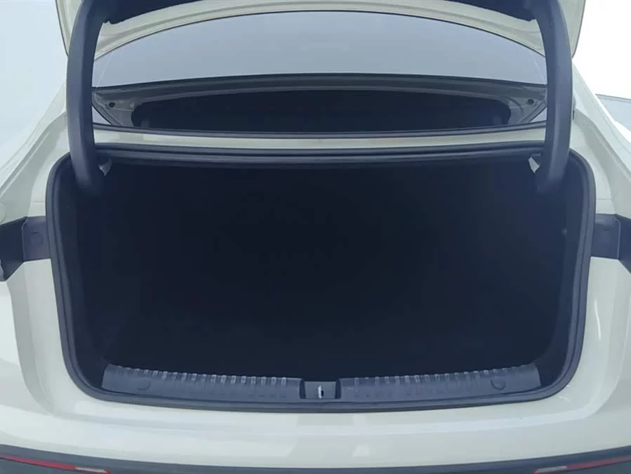 BYD Seal 06