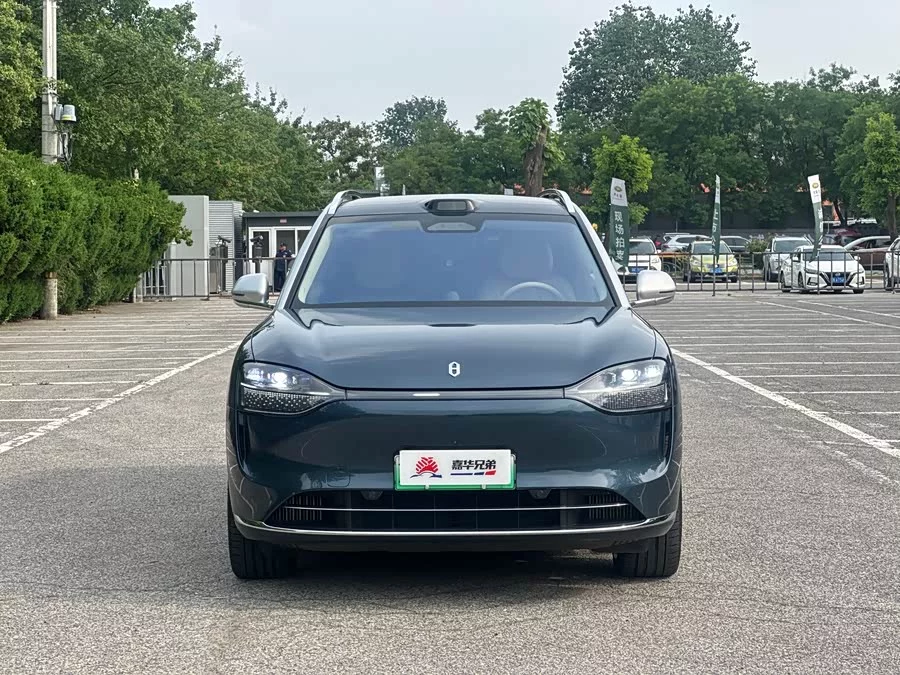 AITO Wenjie M9