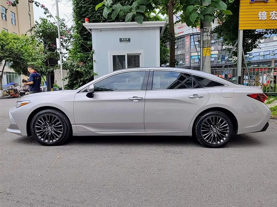 Toyota Avalon