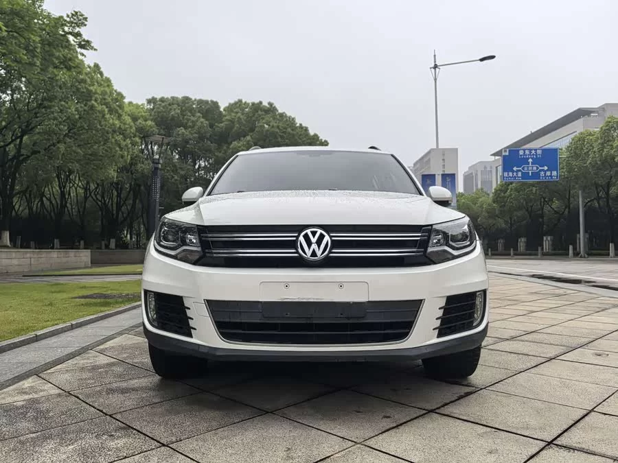 Volkswagen Tiguan