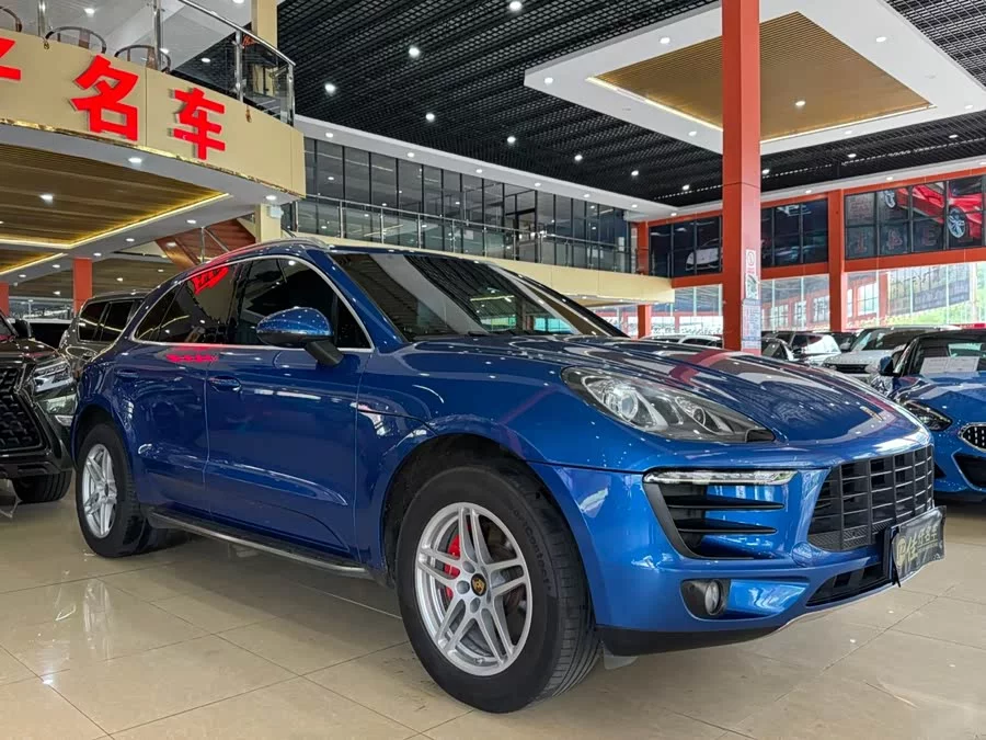 Porsche Macan
