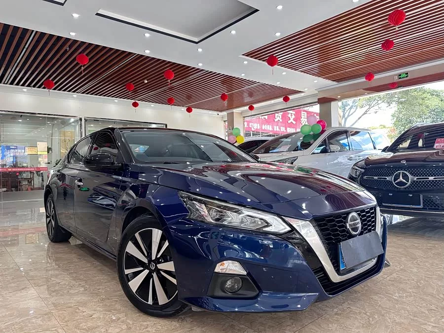 Nissan Teana