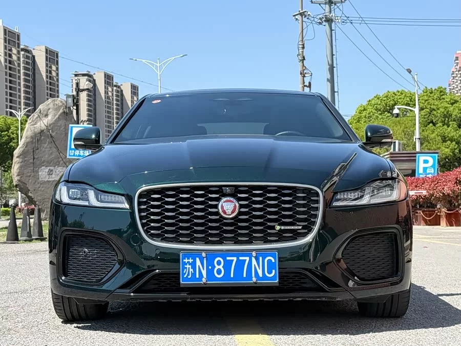 Jaguar XFL