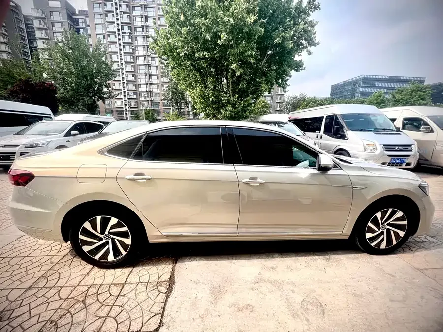 Volkswagen Passat plug-in hybrid