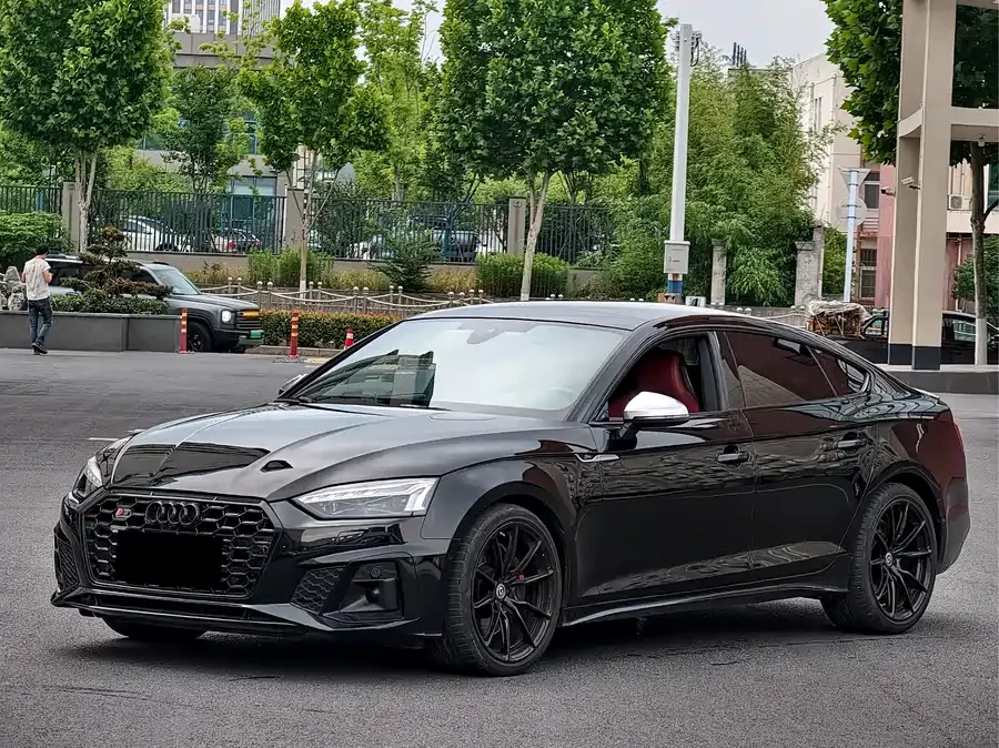 Audi S5
