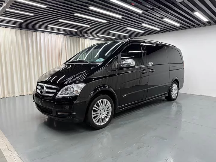 Mercedes-Benz Viano