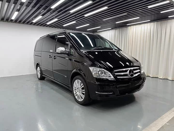 Mercedes-Benz Viano