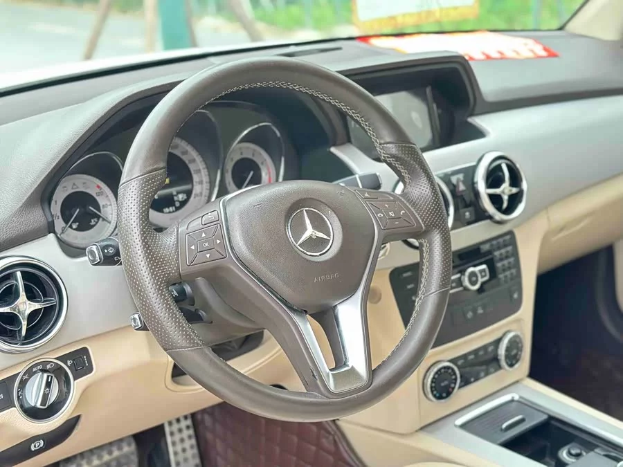 Mercedes Benz GLK-Class
