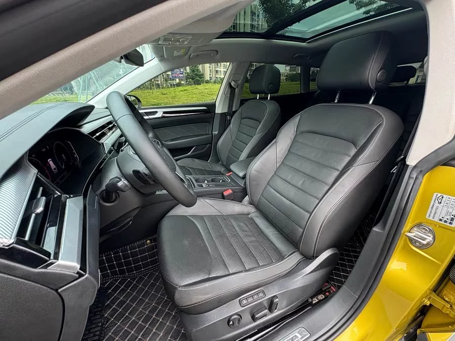 Volkswagen FAW- CC