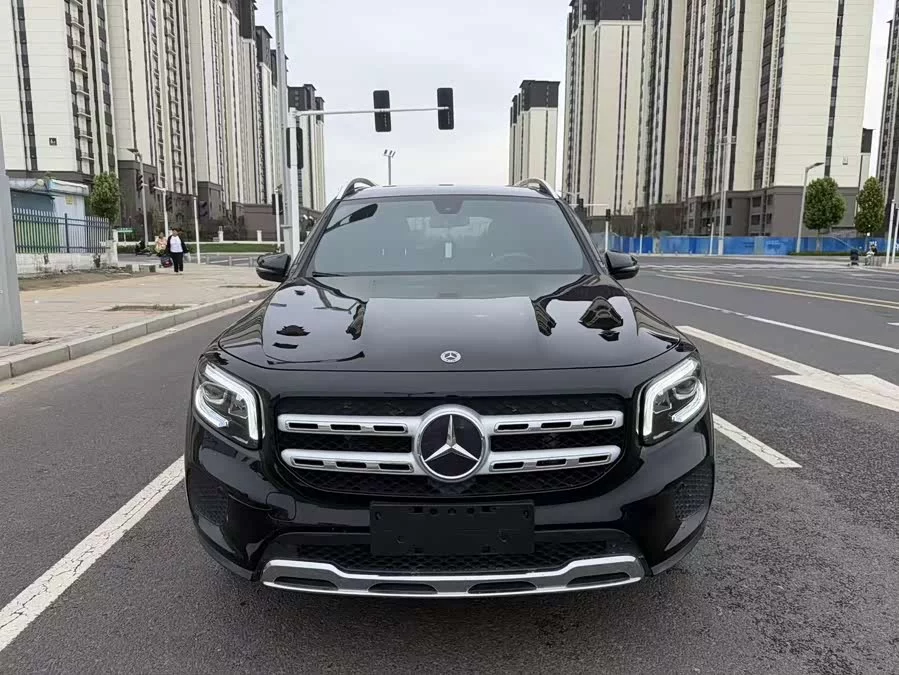 Mercedes Benz GLB