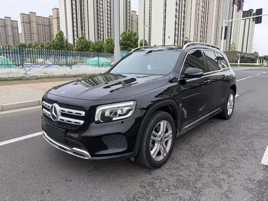 Mercedes Benz GLB