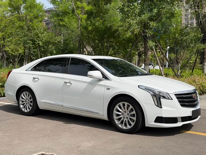 Cadillac XTS