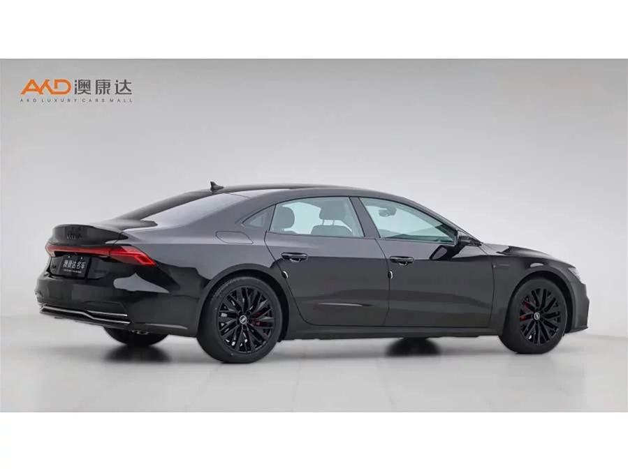 Audi A7L