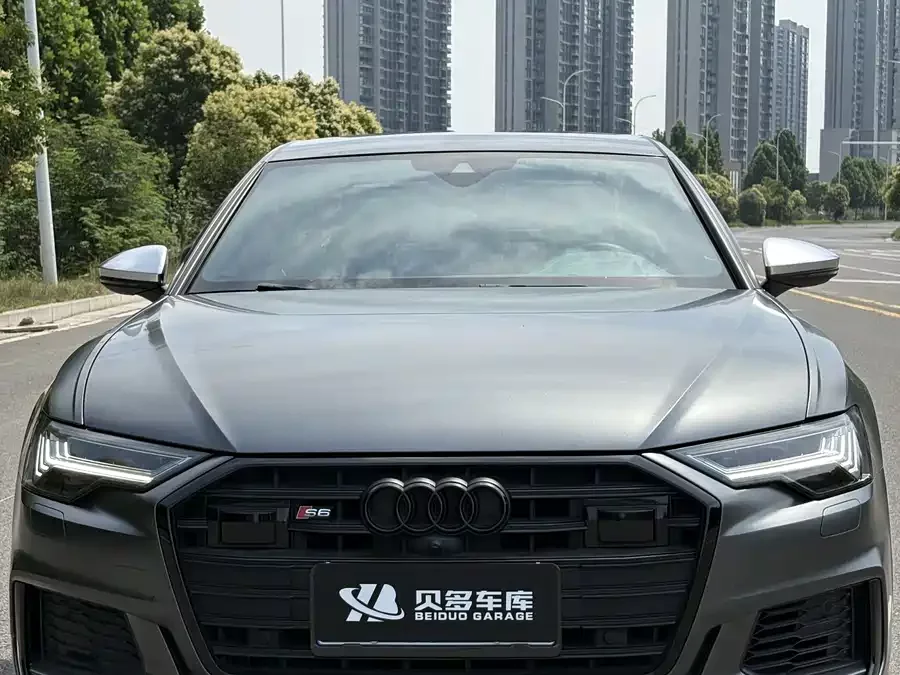 Audi S6
