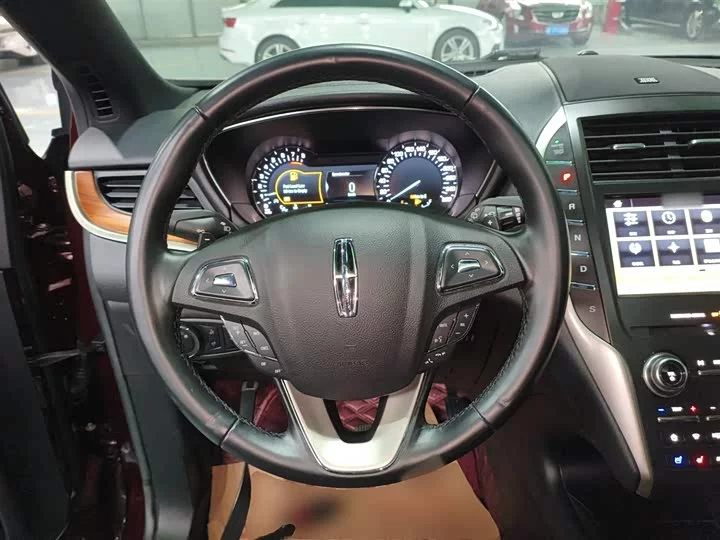 Lincoln MKC