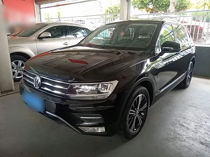 Volkswagen Tiguan L