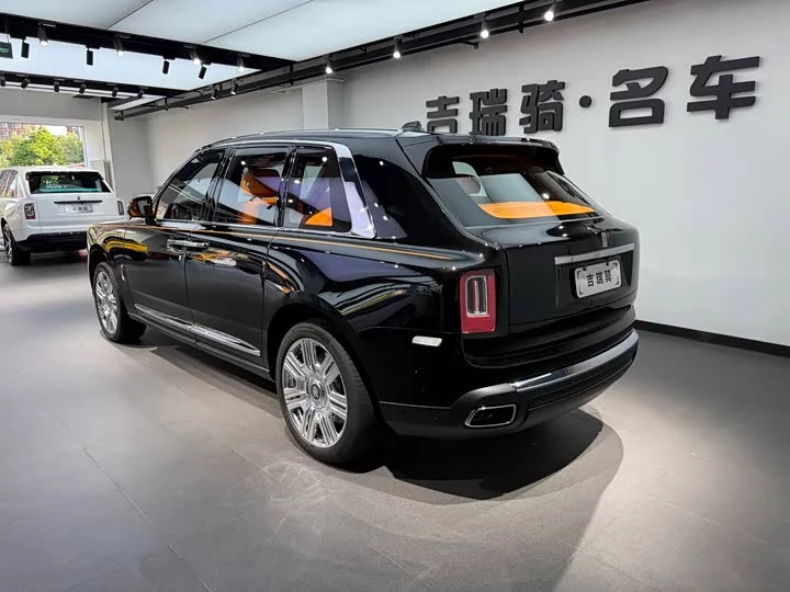 Rolls Royce Cullinan