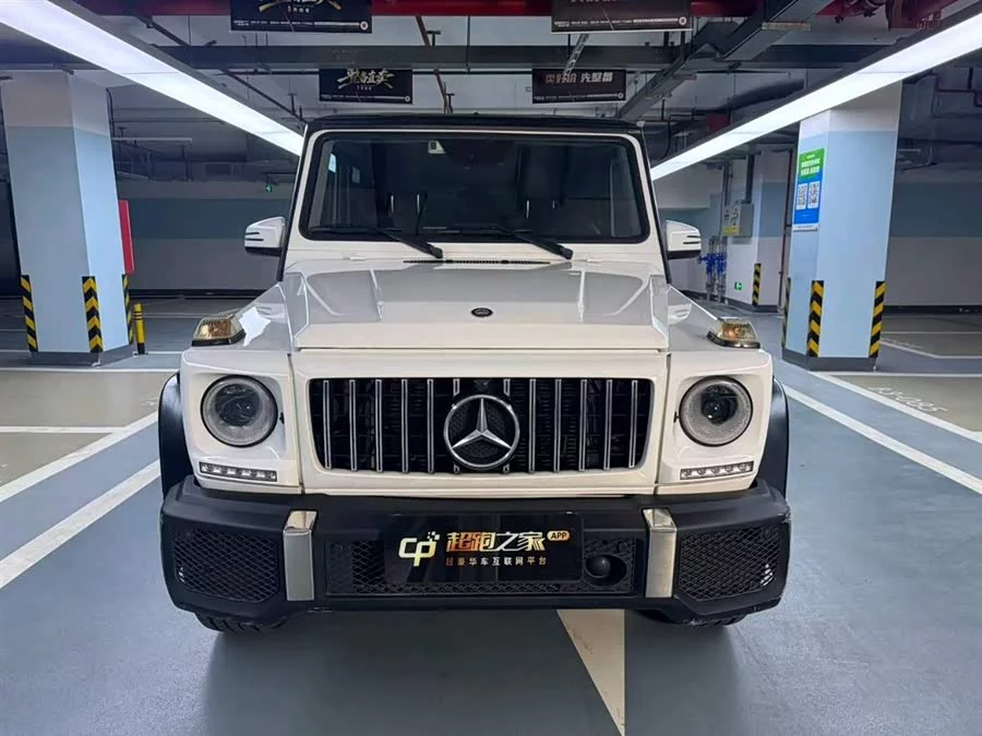 Mercedes Benz G-rated