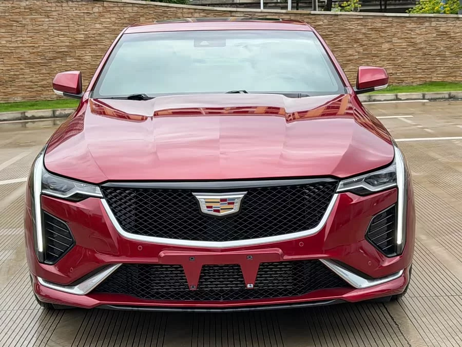 Cadillac CT4
