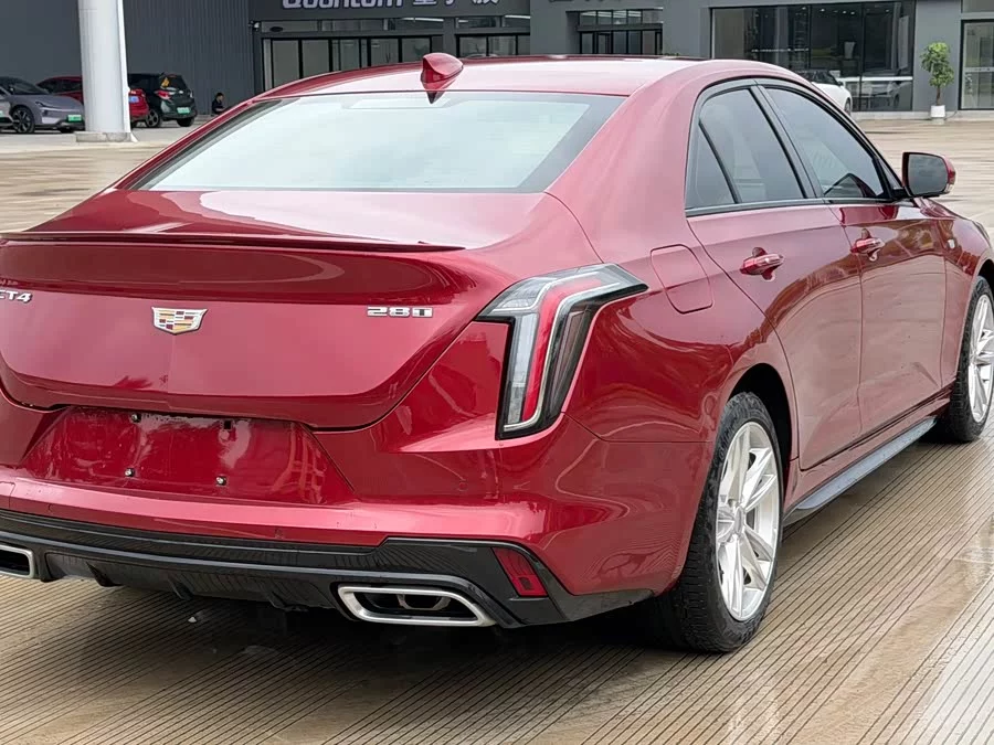 Cadillac CT4