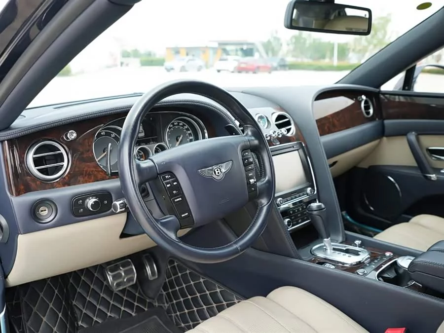 Bentley Flying Spur
