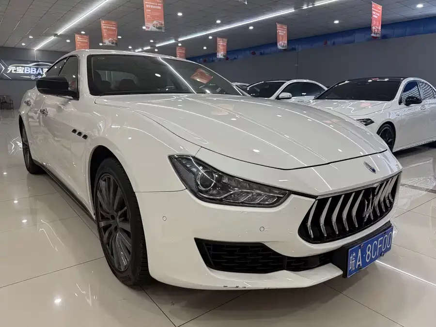 Maserati Ghibli